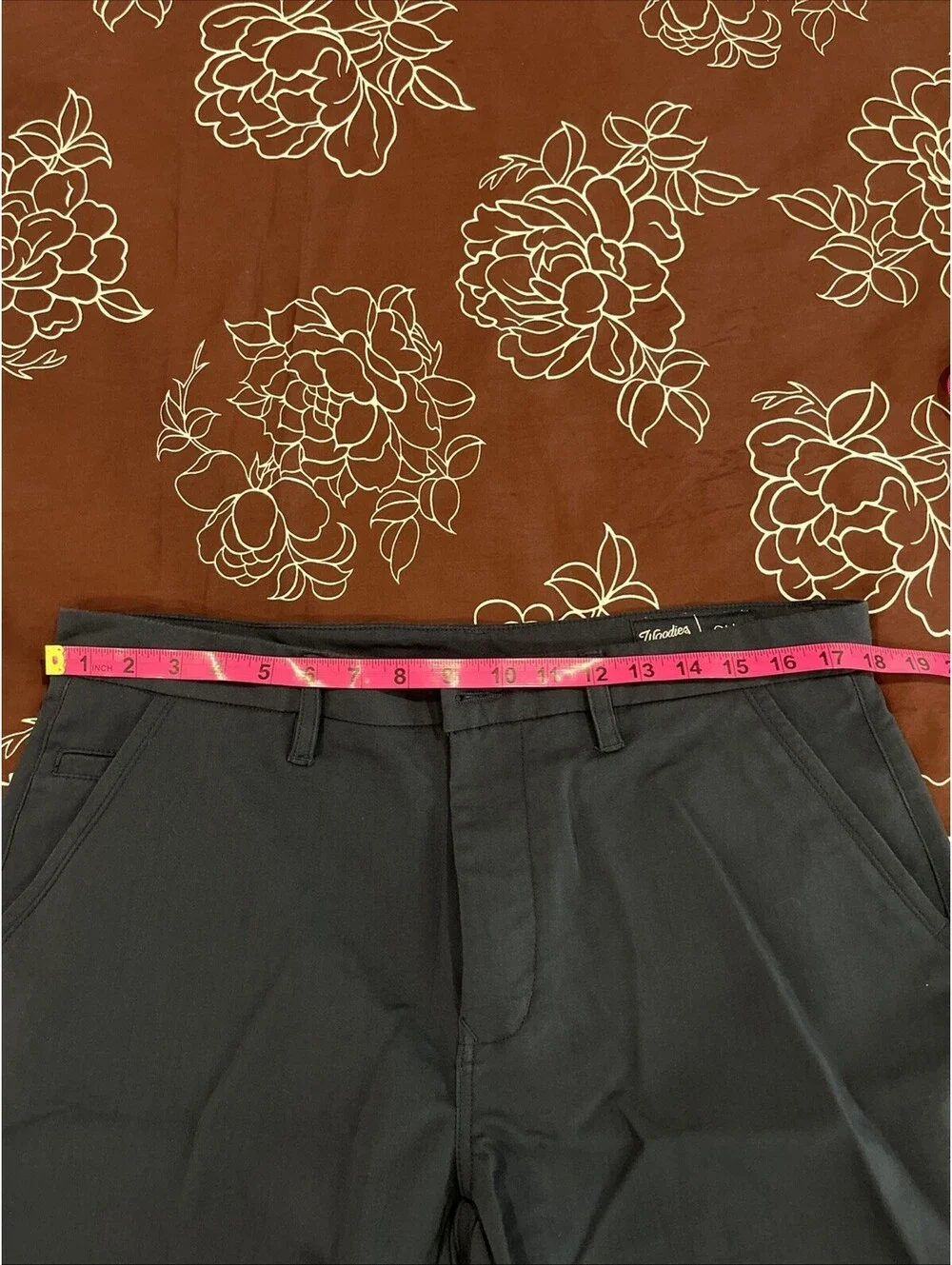 WOODIES MENS NAVY BLUE GOLF SHORTS LARGE 36 WAIST RP$115 VGC!